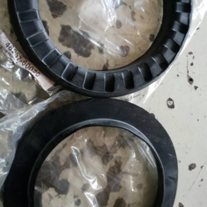 KARET TATAKAN PER BELAKANG LANDCRUISER 80 VX80 LC80