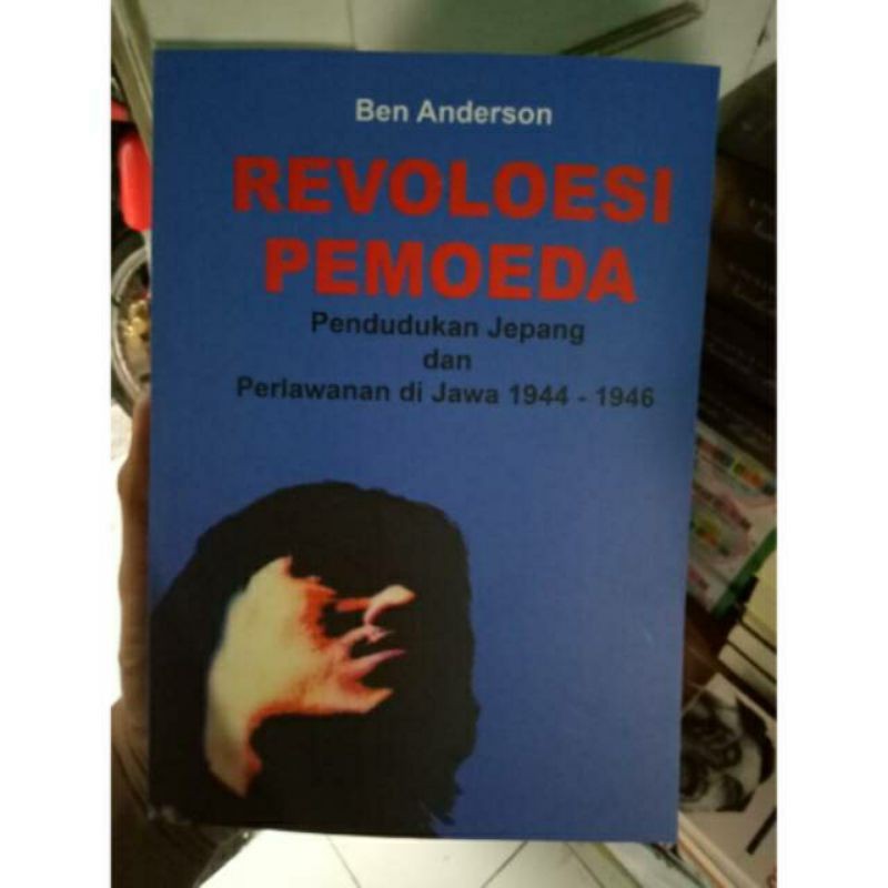 REVOLOESI PEMOEDA - BEN ANDERSON
