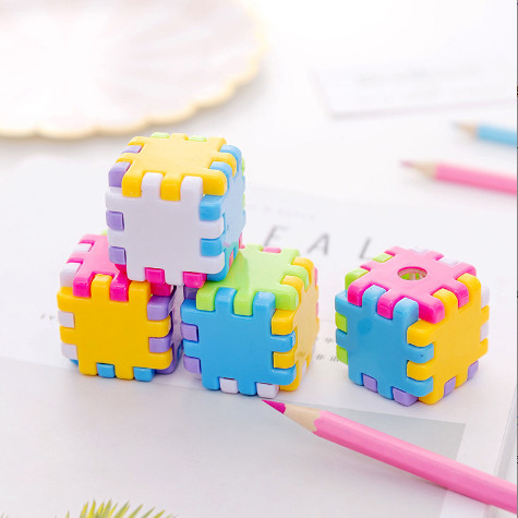 

SG Peraut Pensil Putar Rautan Pensil Karakter Puzzle S5744