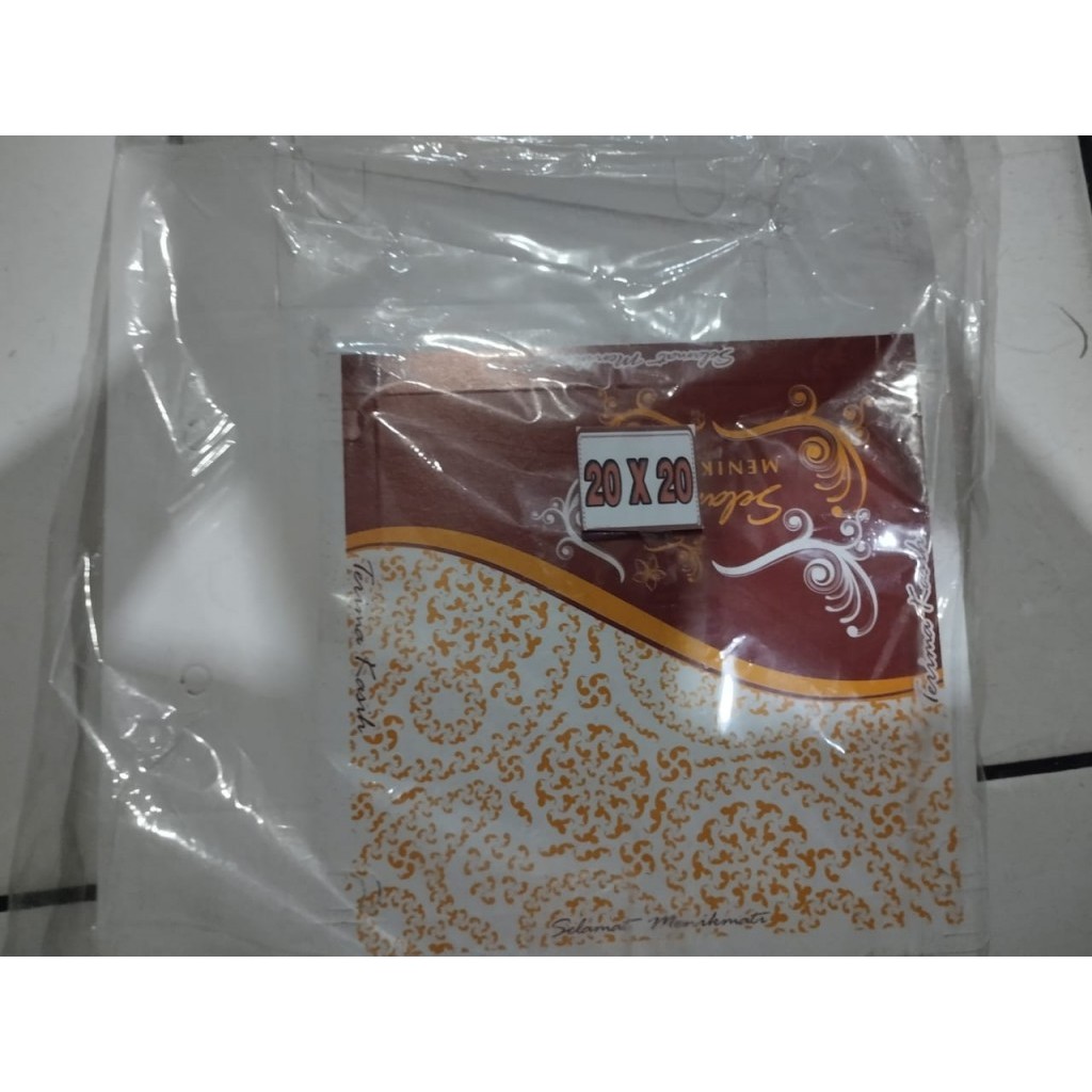 

Dus motif 20x20 per 10