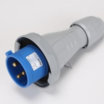 legrand plug 32A 2p+E ip67 legrand 555434