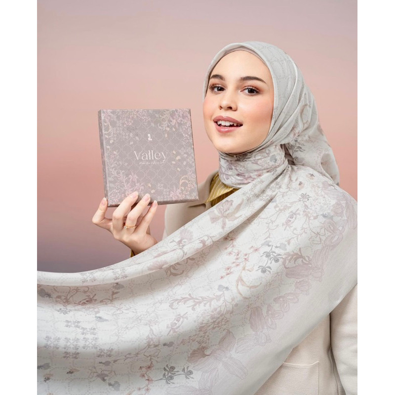 Valley Scarf Aurea - HEYLOCAL.ID