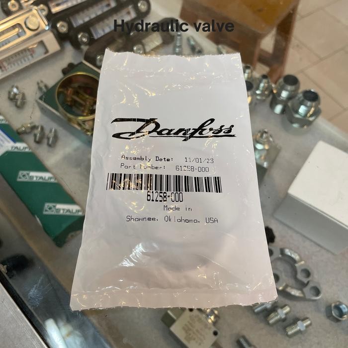 Seal kit 61258-000 eaton charlynn hidrolik motor 2000 series