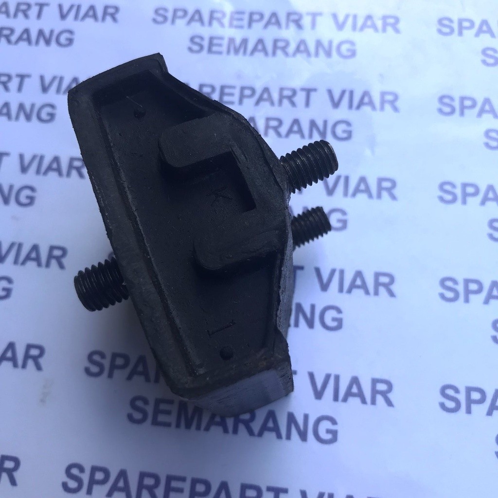 Viar - Engine mounting/Dudukan mesin kotak /Bantalan karet mesin motor roda tiga merek Kaisar