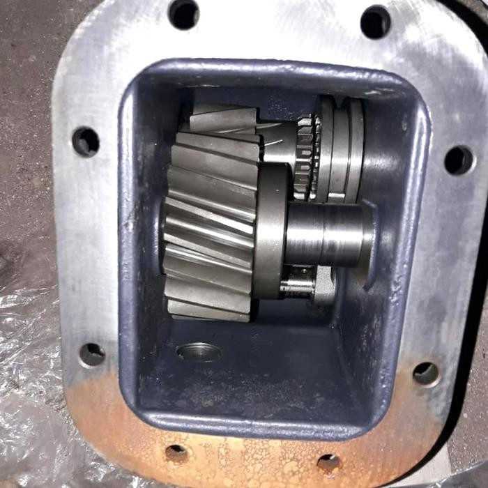 PTO NISSAN QUESTER GENUINE ATAS UNTUK MIXER TOP