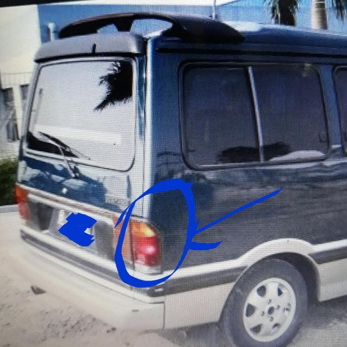 stoplamp /lampu belakang mazda e2000 orisinil TOP