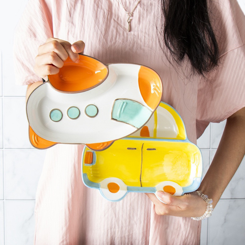 KAMEJING Piring Makan Anak Keramik Sekat Motif Mobil Pesawat Truck
