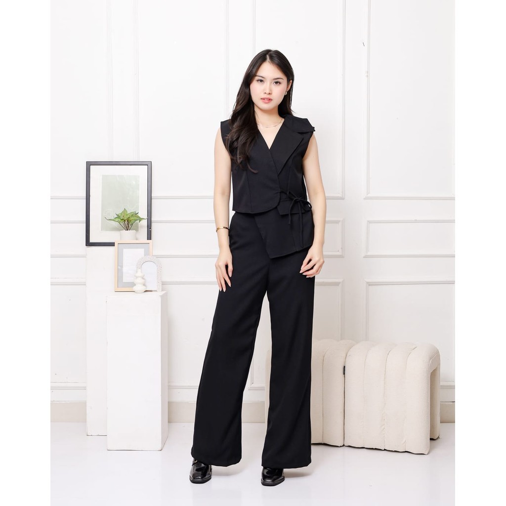 Setelan Kantor Wanita Korean Look - Outfit Kekinian Blazer Tanpa Lengan & Celana Wide Leg Pants 3155