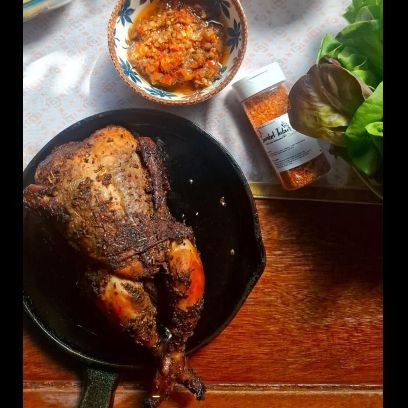 

Pasar Klaras Ayam Asap 1/2 Ekor | Ayam Asap |