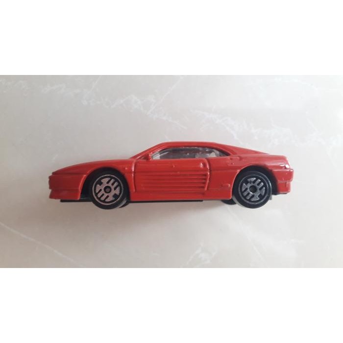 DIECAST  CORGI  FERRARI TESTAROSSA RED LOOSE