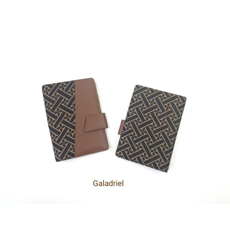 

Bukuku Agenda Batik B6 | Buku Batik | Souvenir Corporate | Merchandise | Oleh Oleh Indonesia