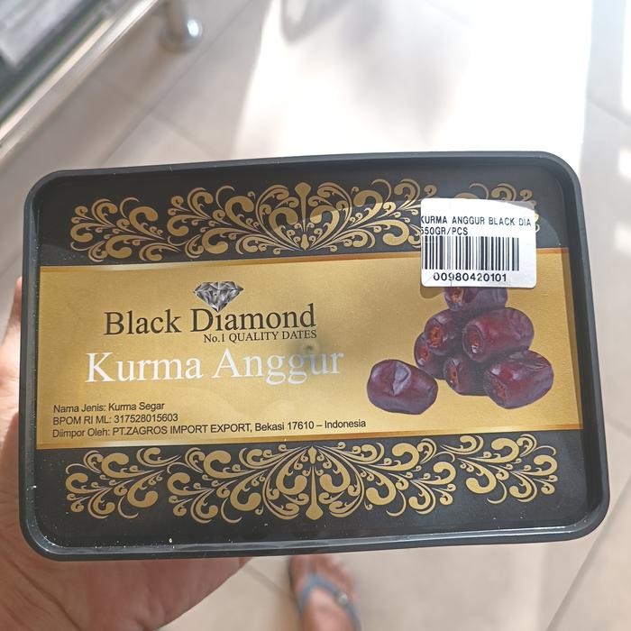 

KURMA anggur Black diamond - 550 gram