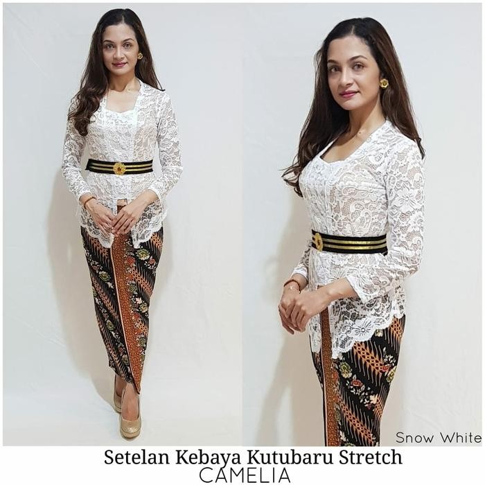 

Setelan kebaya kutubaru camelia putih - Putih, S