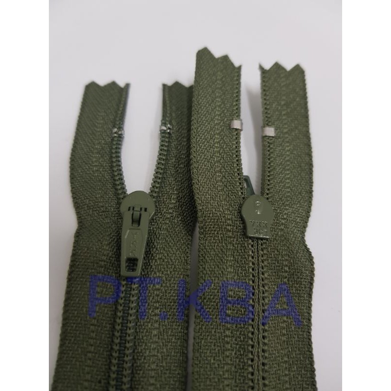 RESLETING YKK FRC 6 INCI (15CM) GROSIRAN