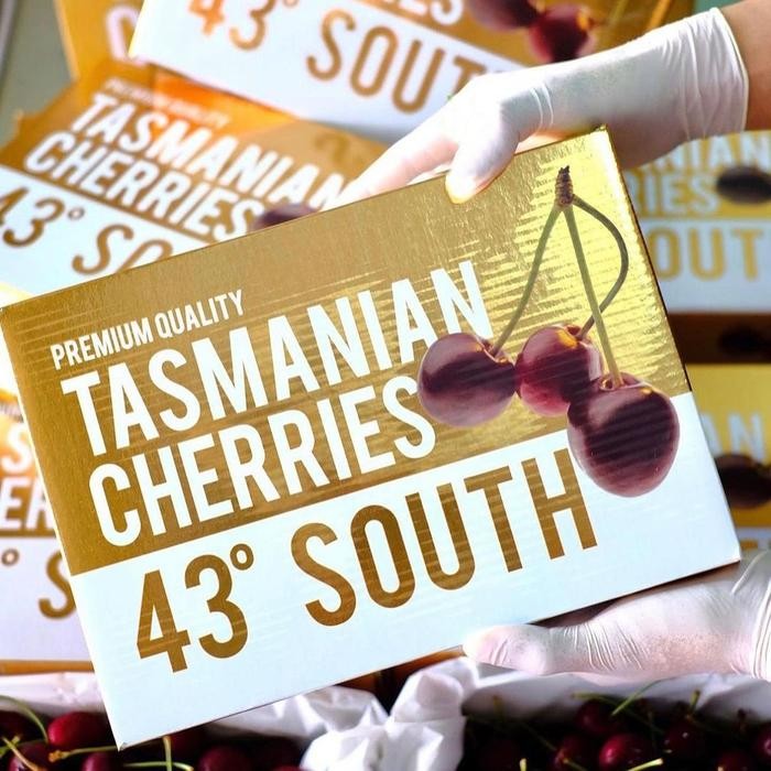 

Tasmanian Cherries 43 South Premium Quality fruit - 2 Kg - size : 32-34 mm
