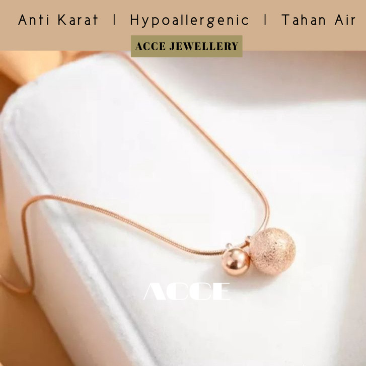 AC-043 Kalung Liontin Motif Bola Flower Pasir Wanita Kalung Bulat Titanium Lapis Emas Anti Karat