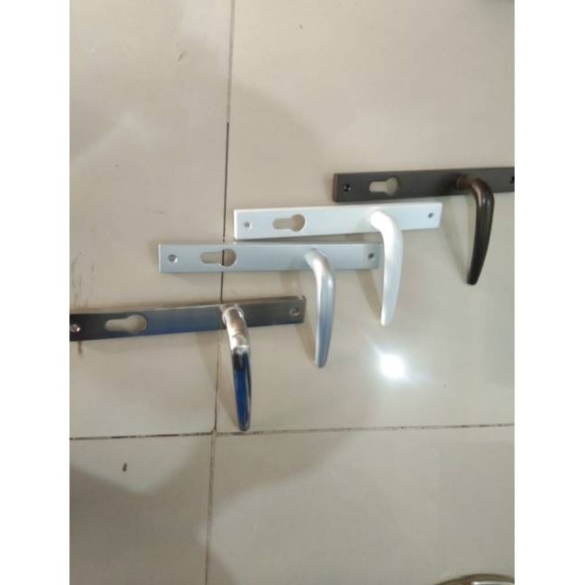 HANDLE PINTU UNTUK PROFIL ALUMINIUM TYPE 9055 terlaris