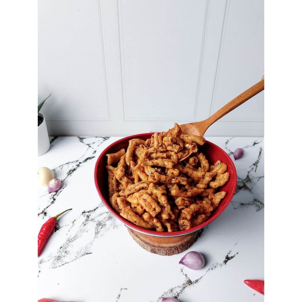 

-MR. BIG SNACK Usus Ayam Crispy Pedas Daun Jeruk-1kg