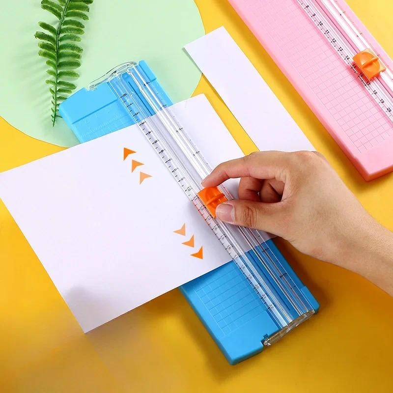 

A4 Bidirectional Cutting Paper Cutter with Pull-out Ruler for Photo Trimmers Scrapbook Lightweight Cutting Mat Machine
