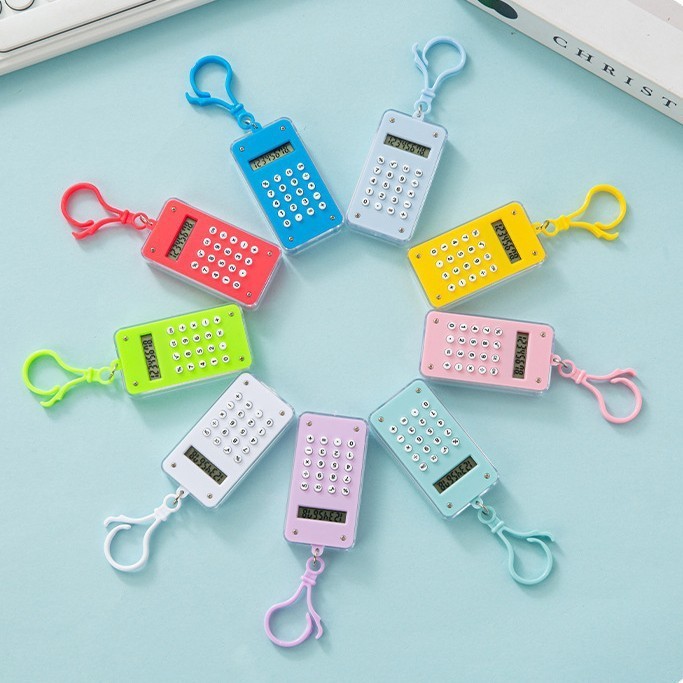 

-SS- KALKULATOR 8 DIGIT DENGAN MAINAN LABIRIN DAN GANTUNGAN KUNCI WARNA PASTEL AESTHETIC