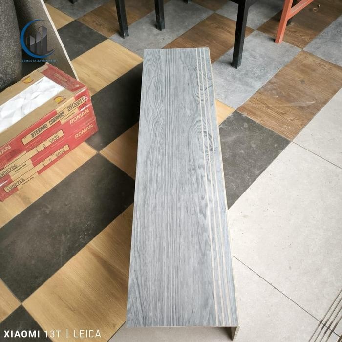 Granit Pijakan tangga 30x100 20x100 riquest ukuran motif kayu abu