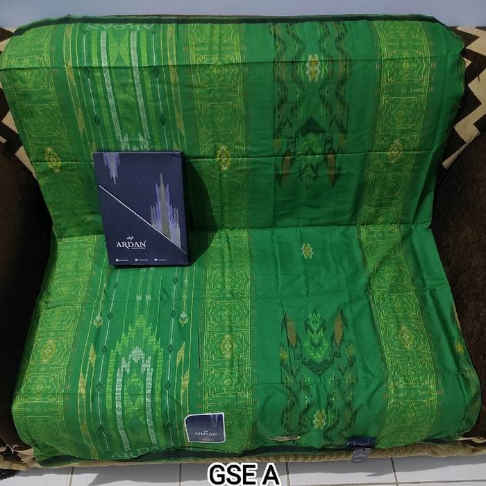 Sarung Ardan GSE Gold Polyester Viscose Lembut Motif - ARDAN GSE GOLD A