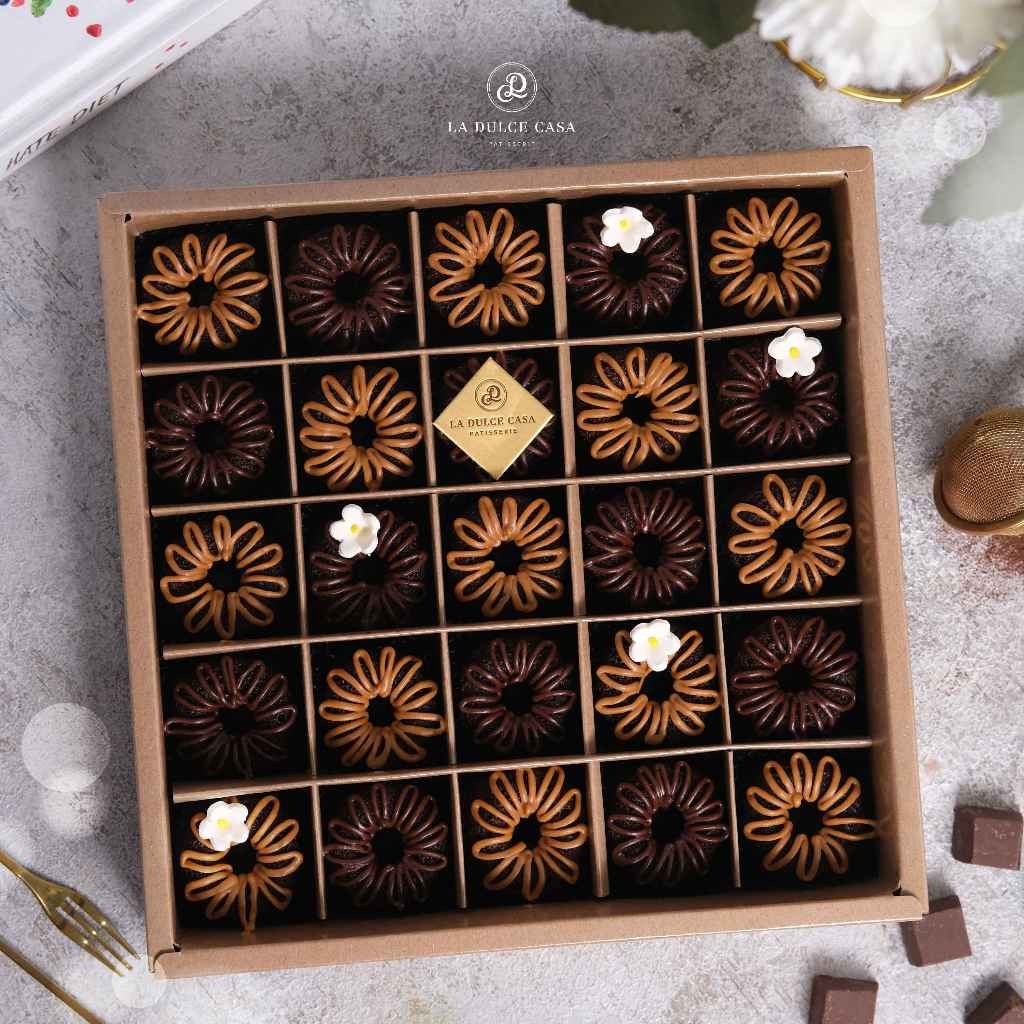 

Brownie mini bites cake kue hampers gift set kado birthday