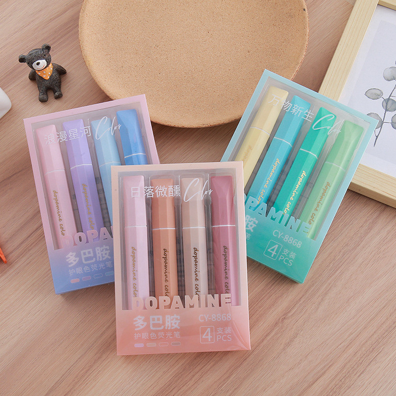 

SPIDOL STABILO ISI 4 PCS WARNA BERBEDA DENGAN KEMASAN KOTAK TRANSPARAN PASTEL AESTHETIC