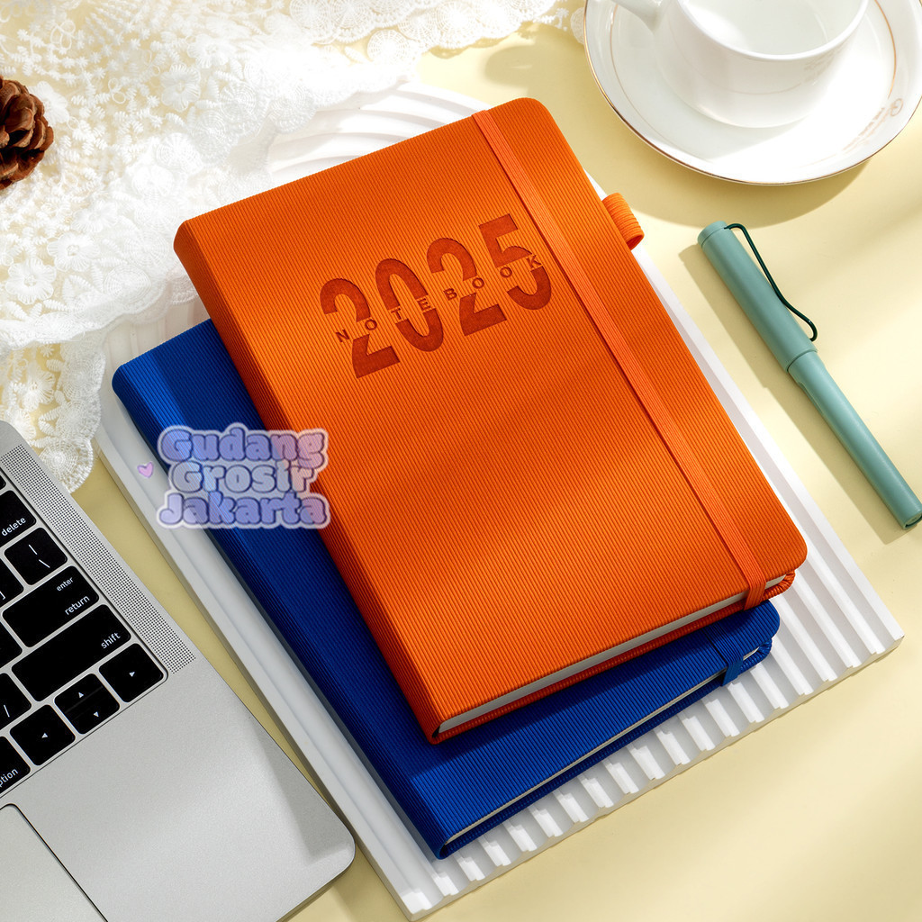 

Buku Agenda Softcover Monthly Planner Notebook 360 Halaman Buku Rancangan 2025 Kulit PU Premium A5
