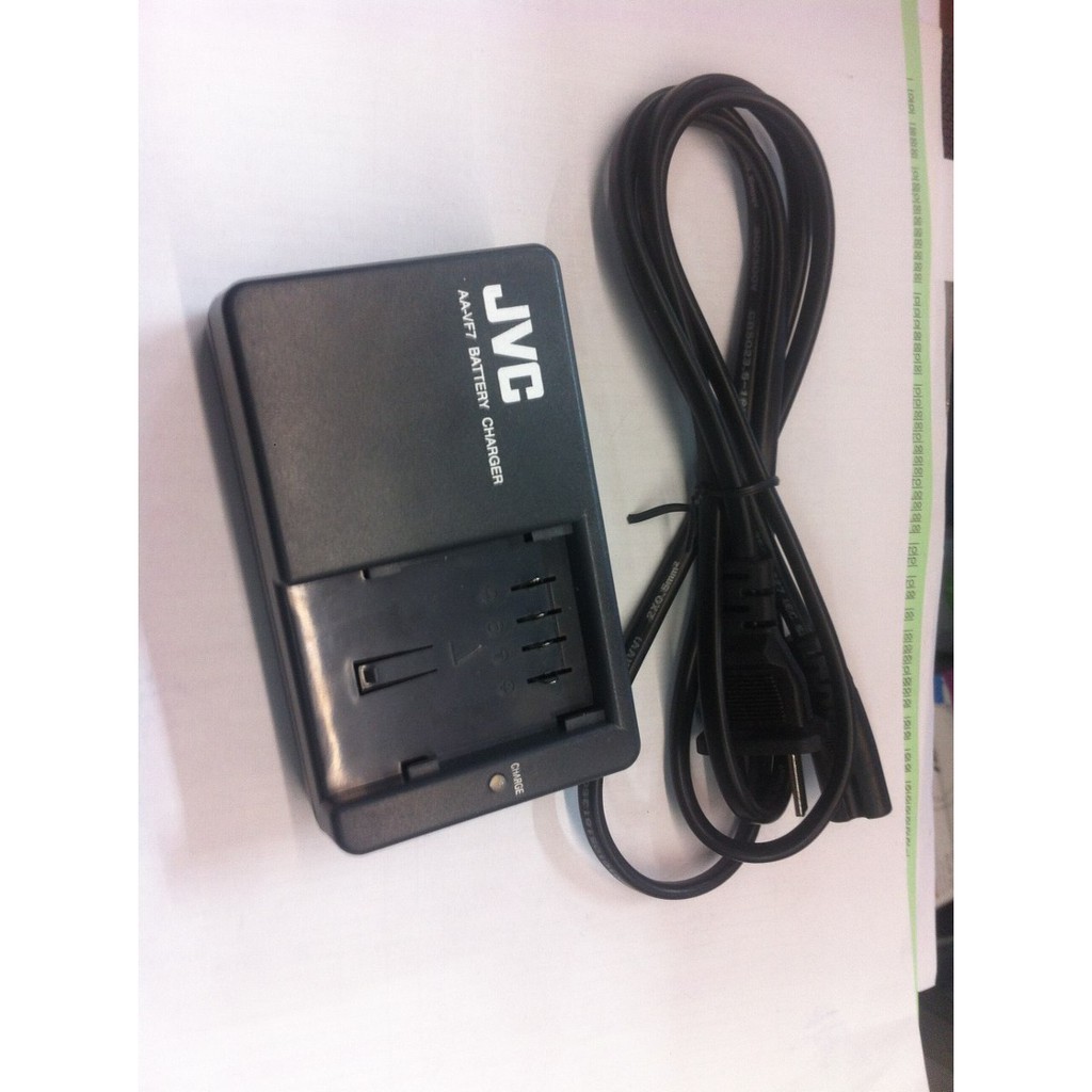 Charger JVC AA-VF7AC Untuk Baterai JVC BN-VF707CO
