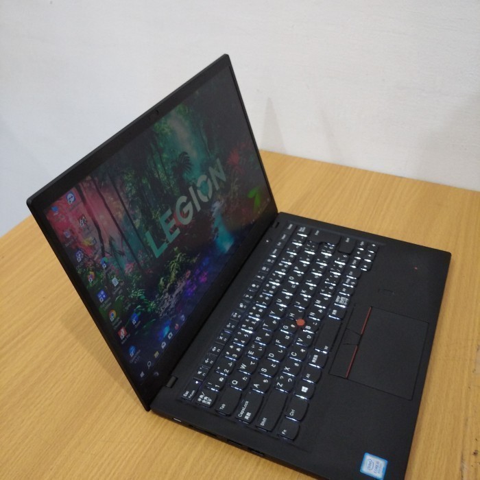X1 Carbon 5th Lenovo Thinkpad  core i5 GEN7 ssd 256 ultraslim