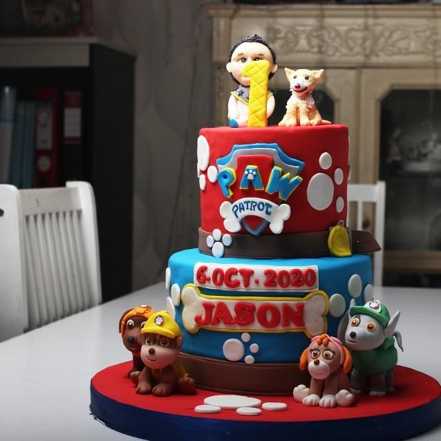 

Kue Ulang Tahun TEMA PAW PATROL 2 susun (24 + 16 cm) Catering Malang DMT