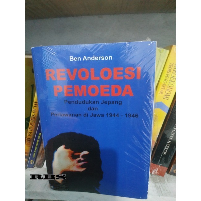 REVOLUSI PEMOEDA - Ben Anderson