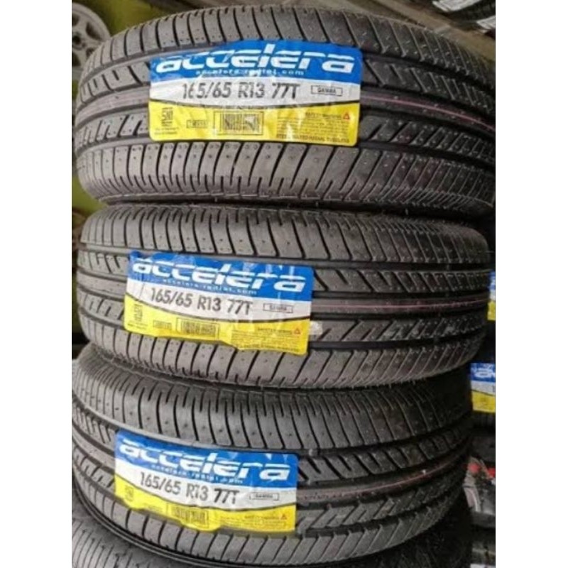 Ban Mobil R13 165/65R13 Accelera