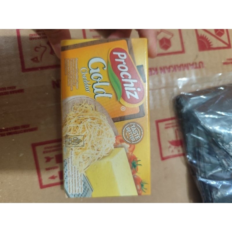 

Keju Prochiz Gold 160gr - ARM