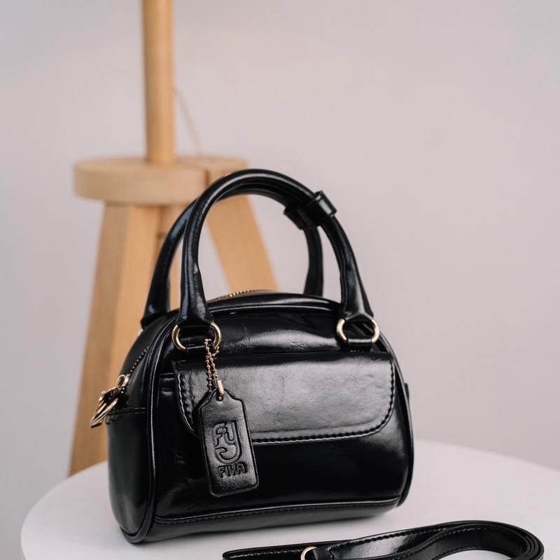 FIYA Tas mini wanita HALLI-kulit Slingbag Wanita terbaru Premium-Ta Kondangan-Tas Simple