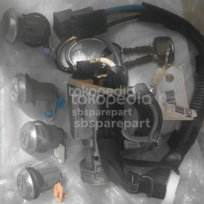 Kunci set mazda 323 GLX Trendy Laser GHIA TOP