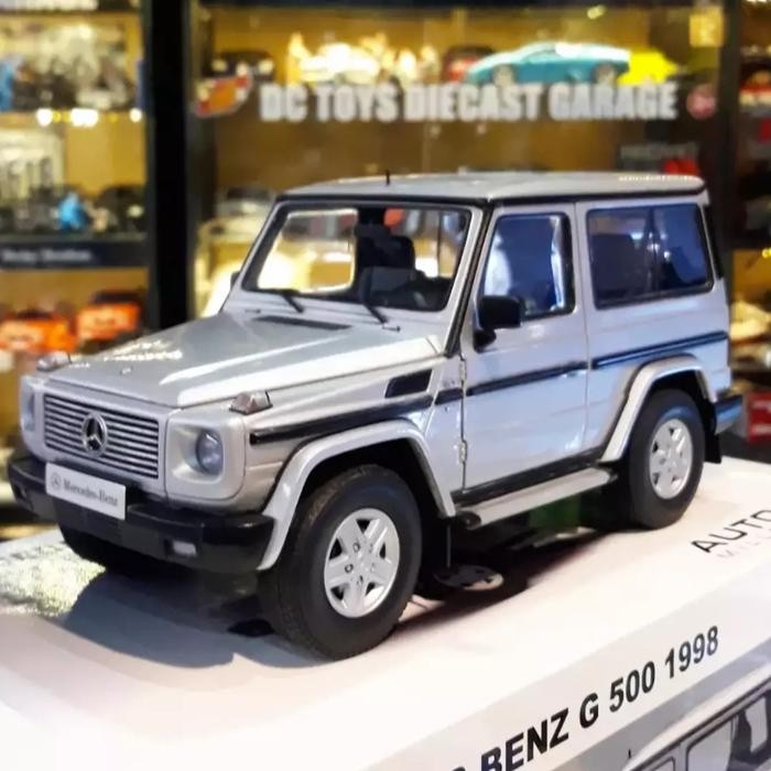 Diecast Mercedes Benz G500 SWB 1998 Silver Autoart Millenium