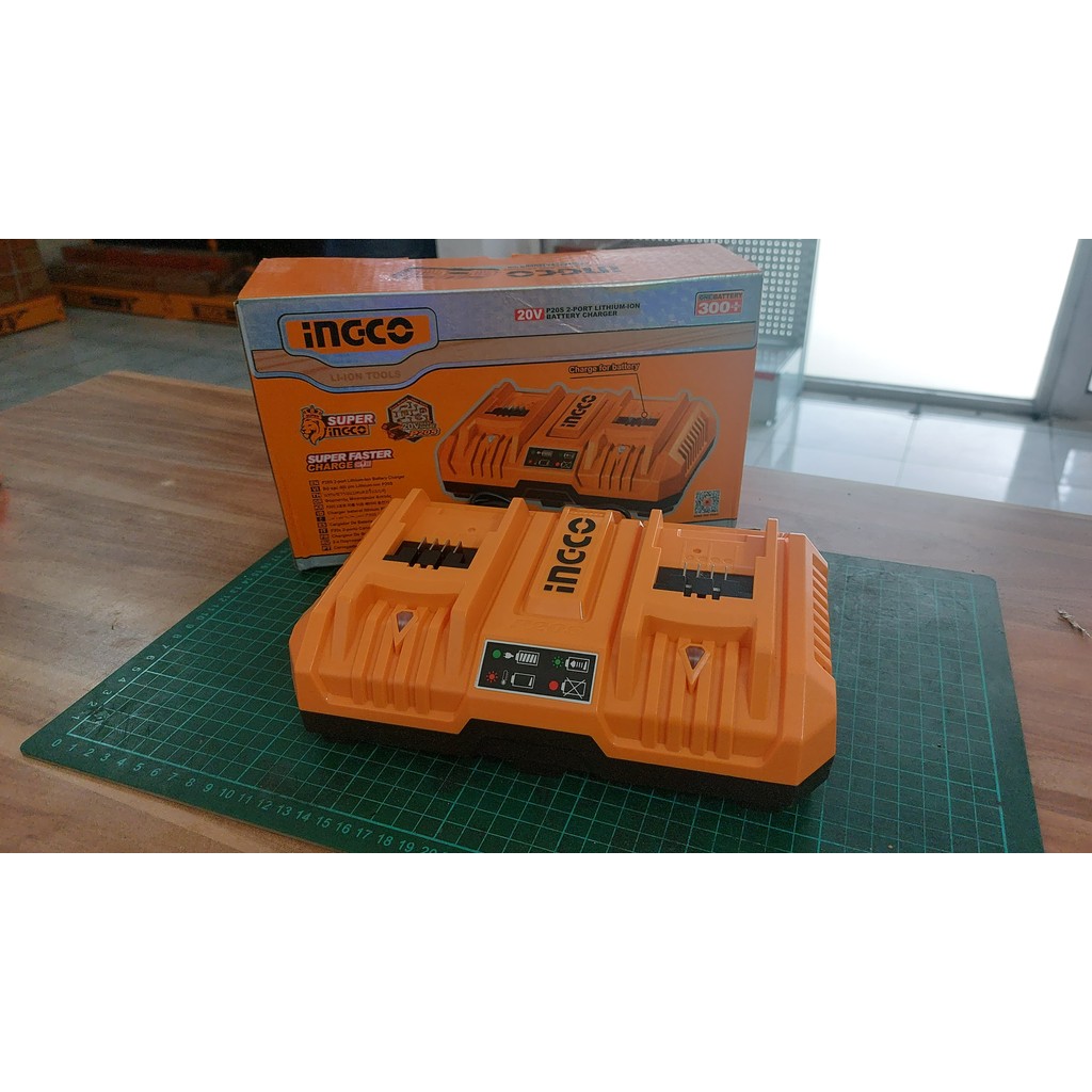 Dual Port Charger 4 Ampere INGCO FCLI2082