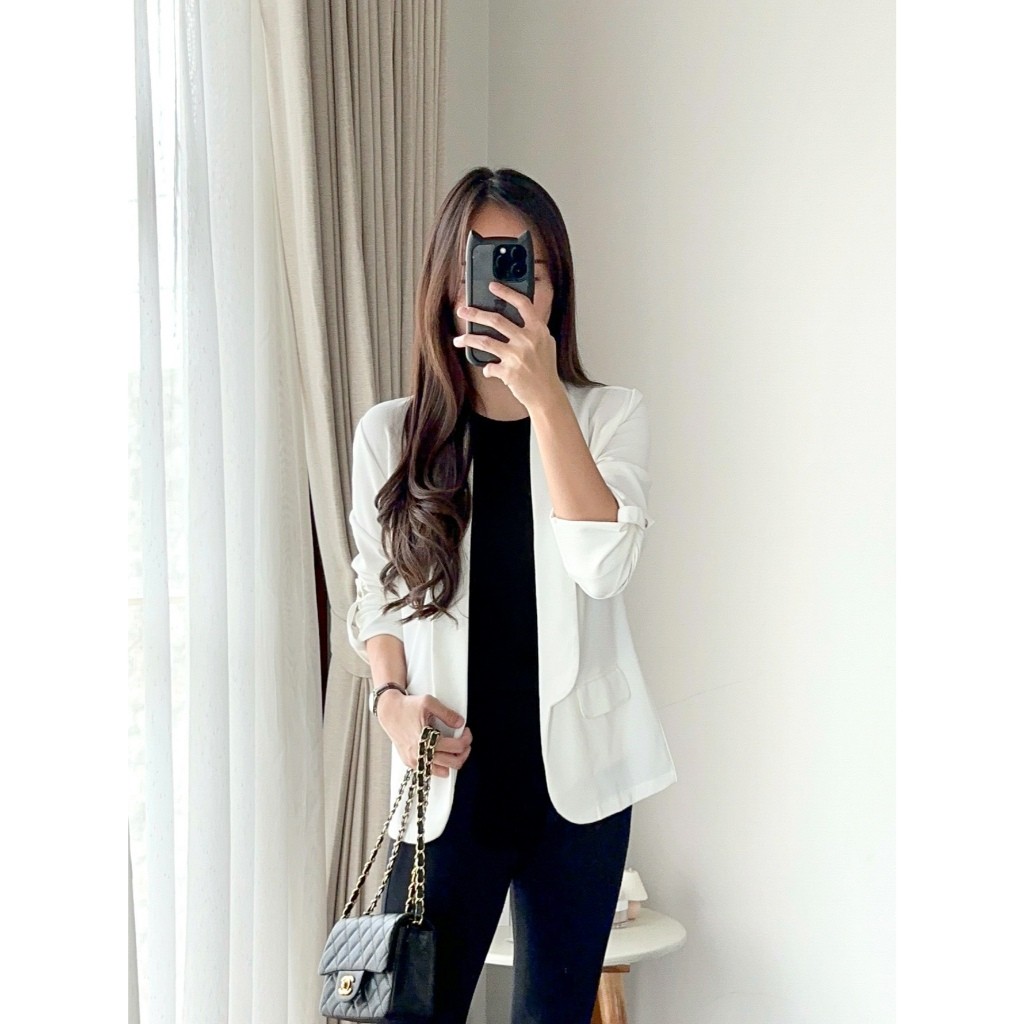 maja fashion house • jisoo outer