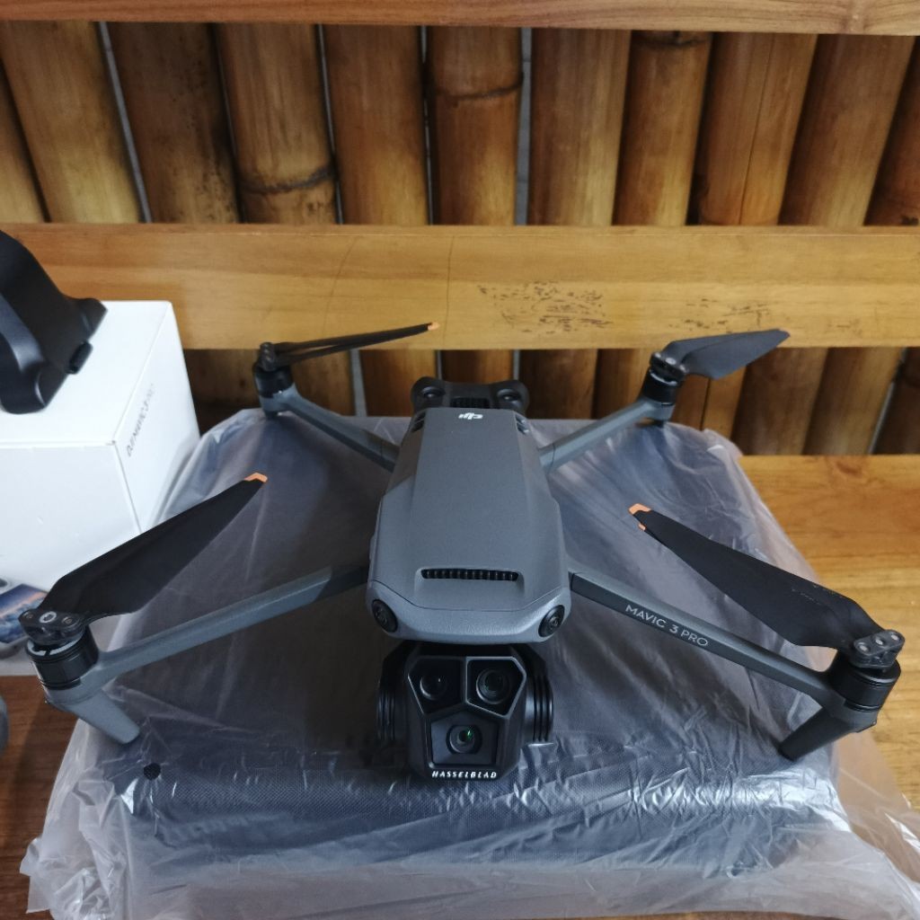 DJI Mavic 3 PRO with Dji RC & BagCO