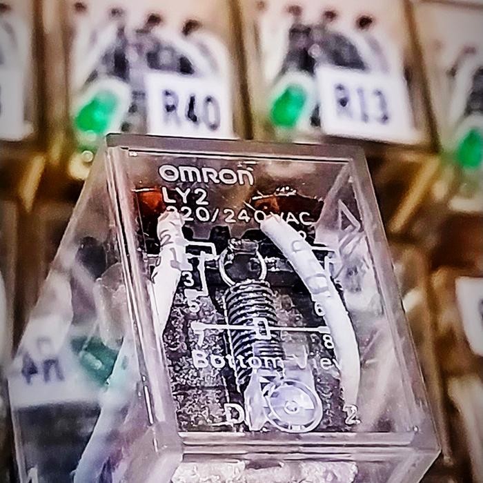 RELAY LY2 OMRON 220AC