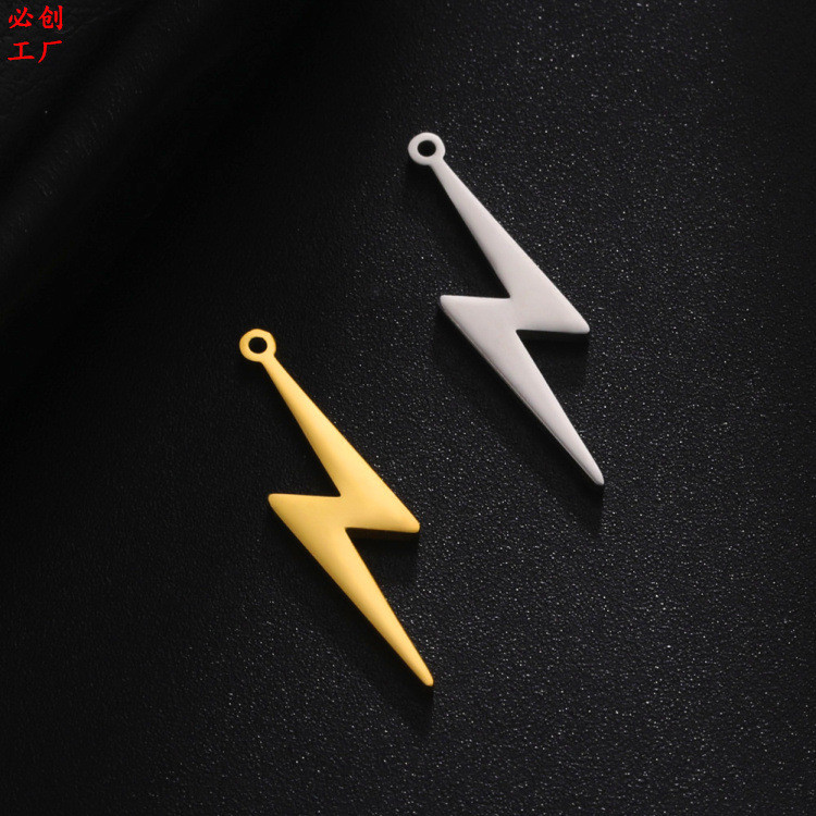 Liontin 18K emas elektroplating non-memudar lubang ganda lubang tunggal liontin petir stainless stee