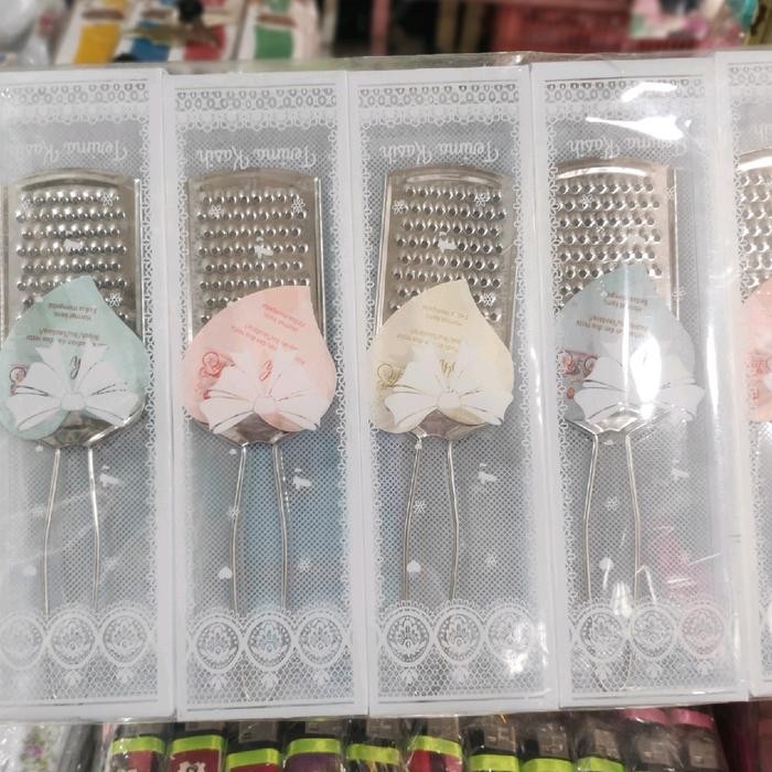 

(isi 25 pcs) souvenir Parutan Keju Stainless Kemas Mika - -, -