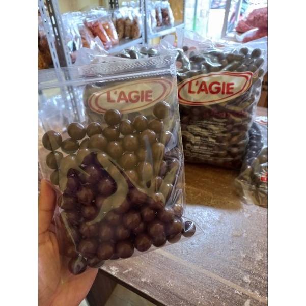 

COKLAT LAGIE