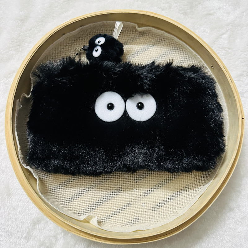 

Pouch Susuwatari Totoro Bulu Lucu Multifungsi - Pencil Case, Dompet, Tempat HP