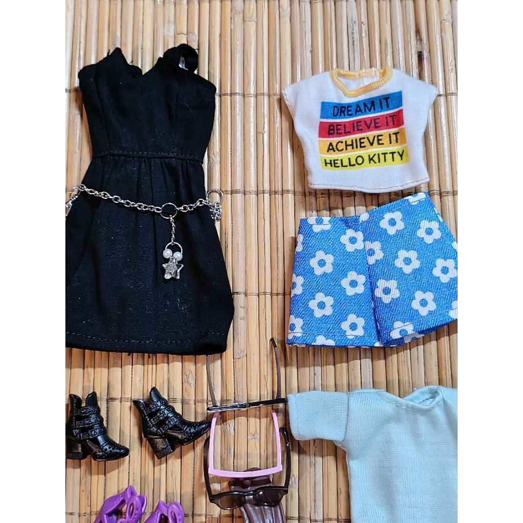 take all baju dan aksesoris barbie Co