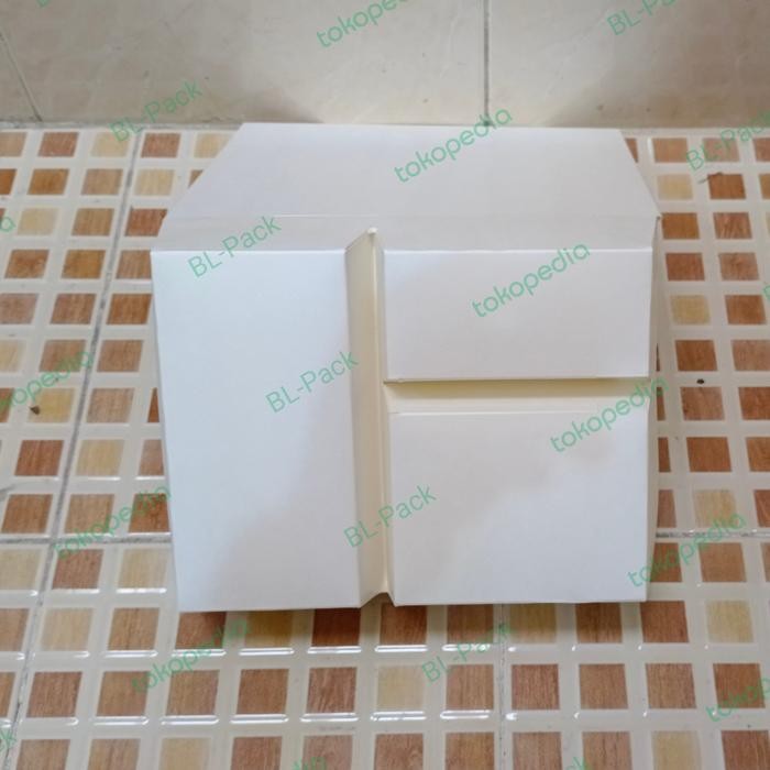 Paper lunch box sekat 3 medium polos