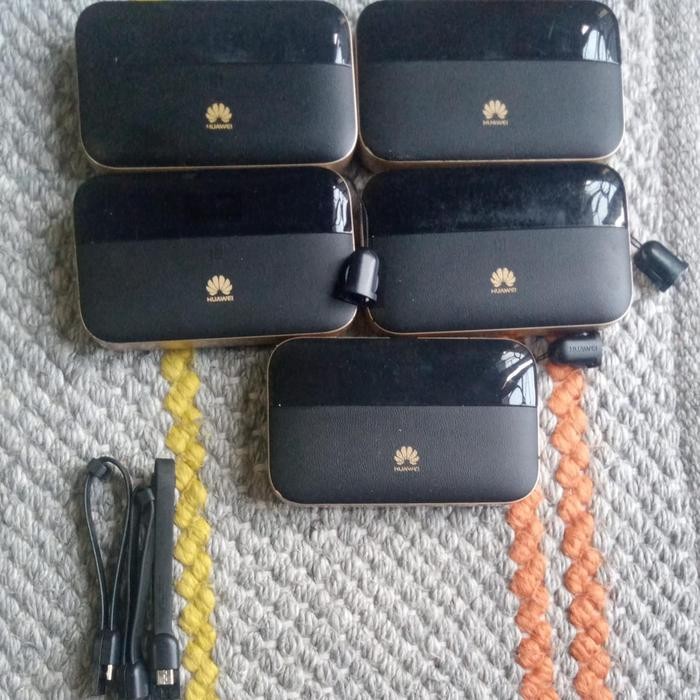 Huawei E5885ls-93a ( cat 6 )