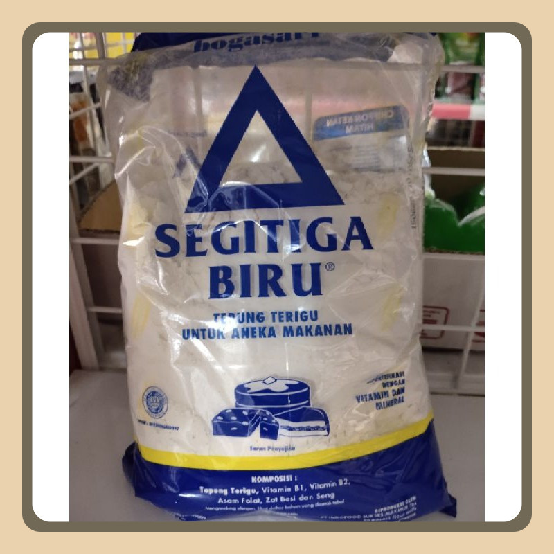 

Tepung Terigu Segitiga Biru 1kg Nutrisi Tinggi